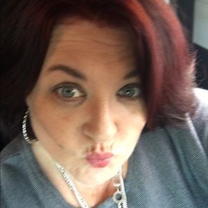 Meet your Posher, Billie